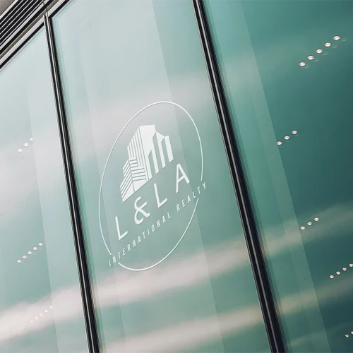 L&LA International Realty