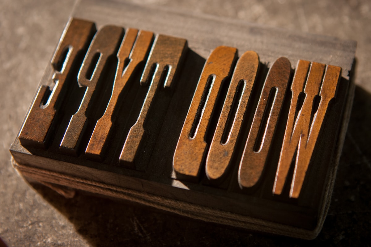 a close up of a wooden type of type