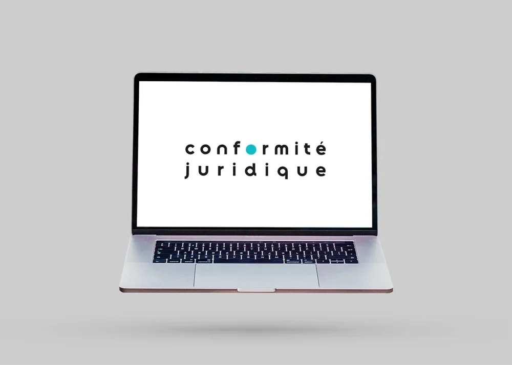 Maikkom conformité juridique RGPD - Ordinateur portable affichant conformité juridique RGPD protection données